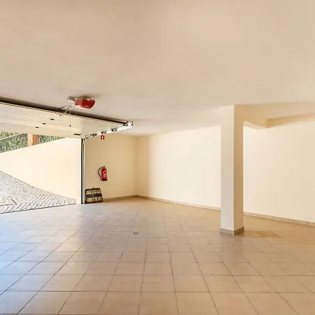 וילה Monte Rei 8 *